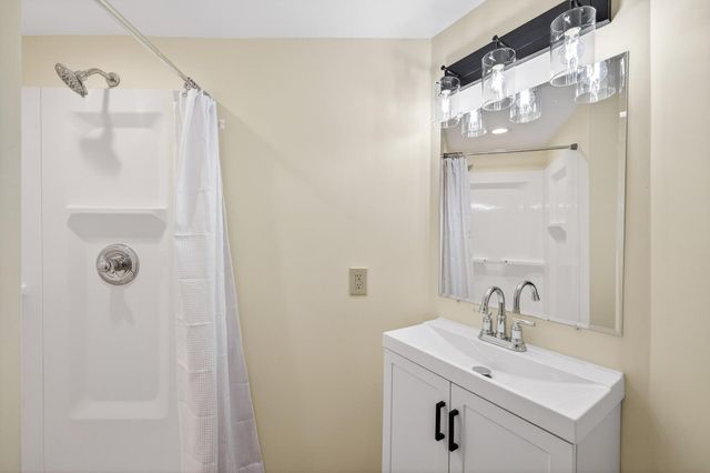 2302 Brewster Street, Saint Paul, MN 55108