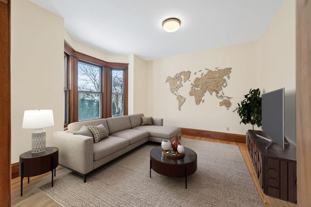 2302 Brewster Street, Saint Paul, MN 55108