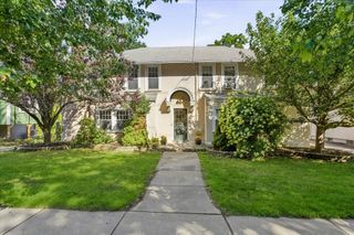306 Edge Hill Road 2, Milton, MA 02186