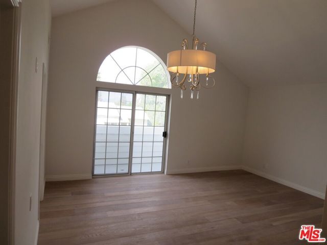 18232 ROSITA Street, Tarzana (los Angeles), CA 91356