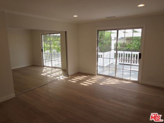 18232 ROSITA Street, Tarzana (los Angeles), CA 91356