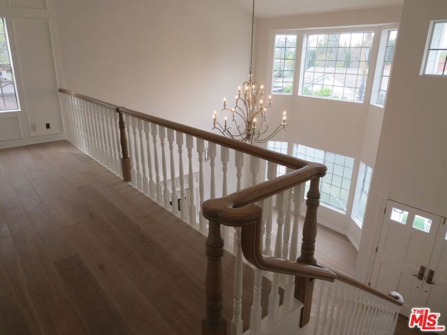 18232 ROSITA Street, Tarzana (los Angeles), CA 91356