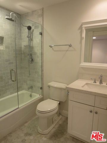18232 ROSITA Street, Tarzana (los Angeles), CA 91356
