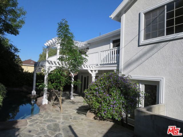 18232 ROSITA Street, Tarzana (los Angeles), CA 91356