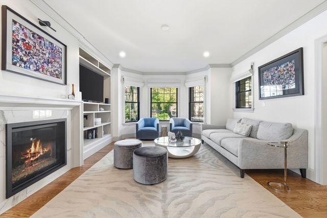 8 Stetson St, Brookline, MA 02446