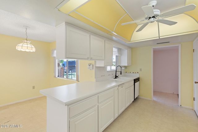 10606 W EL CAPITAN Circle, Sun City, AZ 85351