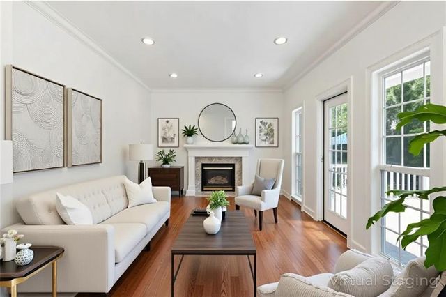 2009 Old Shell Road, Mobile, AL 36607