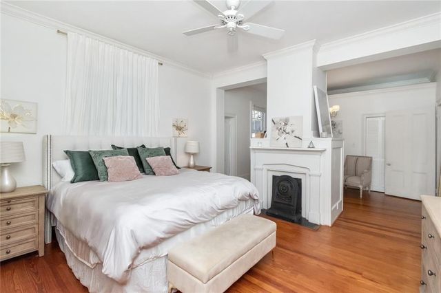 2009 Old Shell Road, Mobile, AL 36607