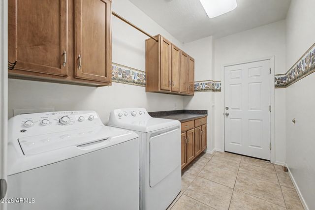 15241 S CHERRY HILLS Drive, Arizona City, AZ 85123