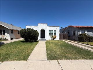 6022 Arlington Avenue, Los Angeles, CA 90043