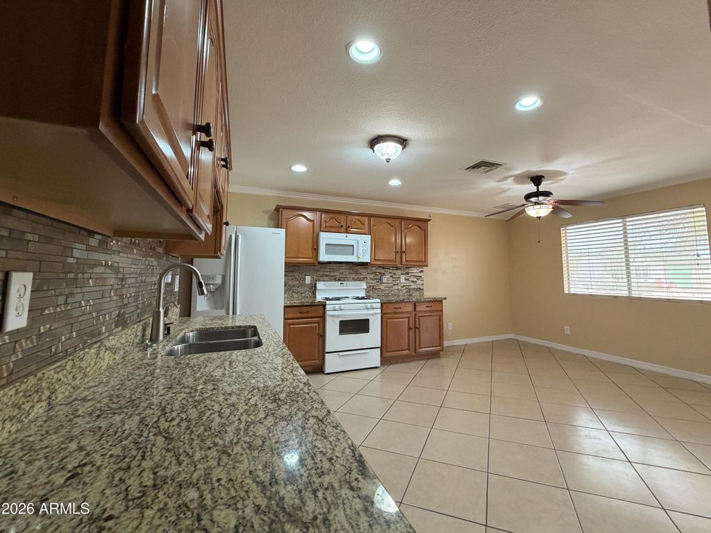 14114 N 5TH Avenue, El Mirage, AZ 85335 — photo 4