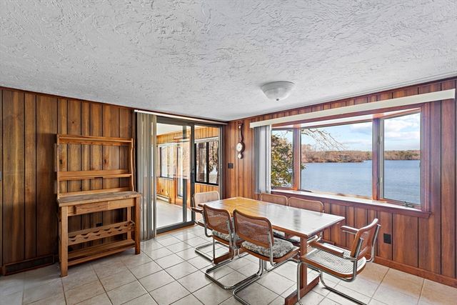 125 Herring Pond Rd, Plymouth, MA 02360