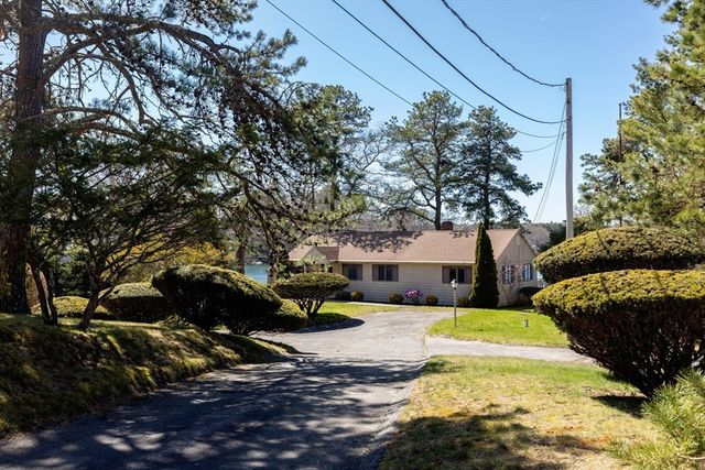125 Herring Pond Rd, Plymouth, MA 02360
