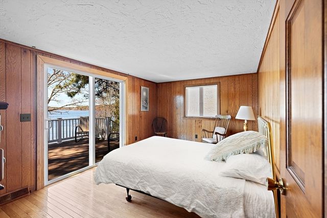 125 Herring Pond Rd, Plymouth, MA 02360