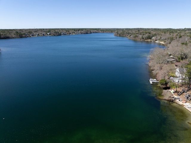 125 Herring Pond Rd, Plymouth, MA 02360