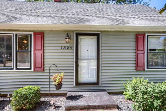 1324 Buchanan Street NE, Minneapolis, MN 55413