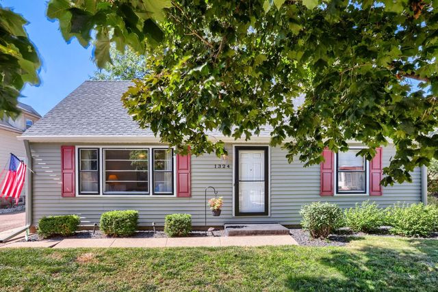 1324 Buchanan Street NE, Minneapolis, MN 55413