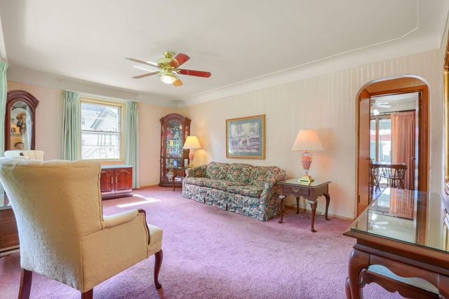 1324 Buchanan Street NE, Minneapolis, MN 55413