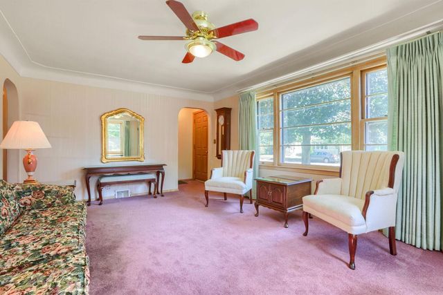 1324 Buchanan Street NE, Minneapolis, MN 55413
