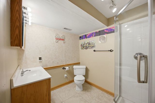 7N660 Cloverfield Circle, St. Charles, IL 60175