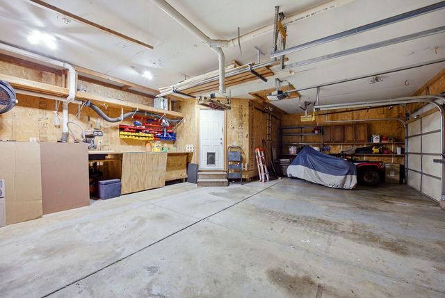 7N660 Cloverfield Circle, St. Charles, IL 60175
