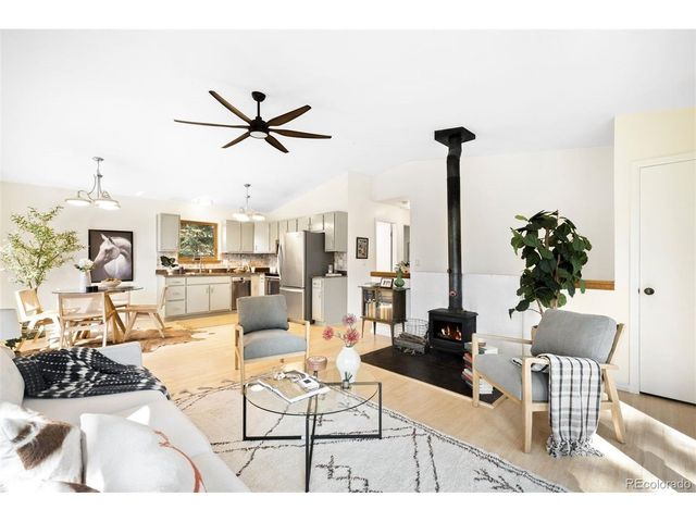 8129 S Columbine Dr, Morrison, CO 80465