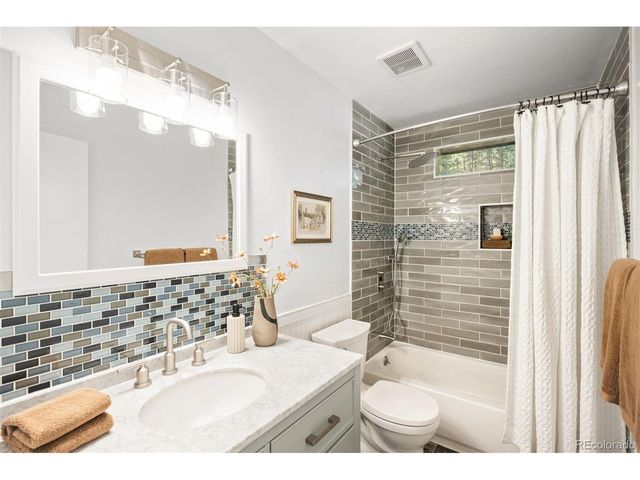 8129 S Columbine Dr, Morrison, CO 80465