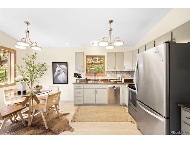 8129 S Columbine Dr, Morrison, CO 80465