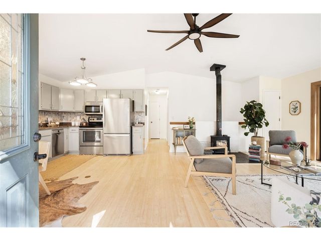 8129 S Columbine Dr, Morrison, CO 80465