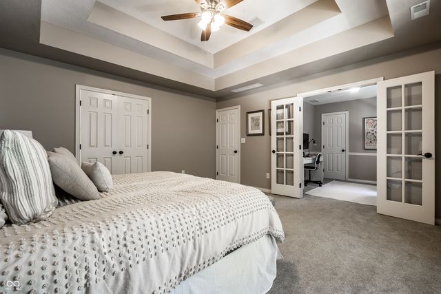 1498 Pondview, Carmel, IN 46032