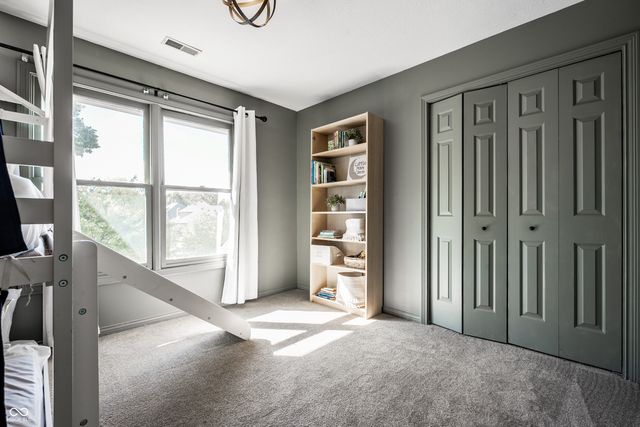 1498 Pondview, Carmel, IN 46032