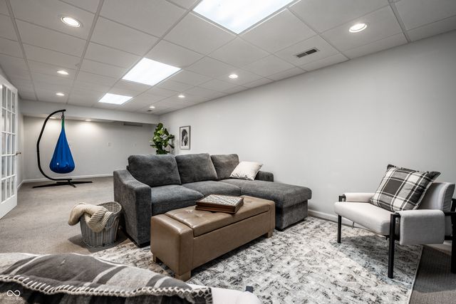 1498 Pondview, Carmel, IN 46032