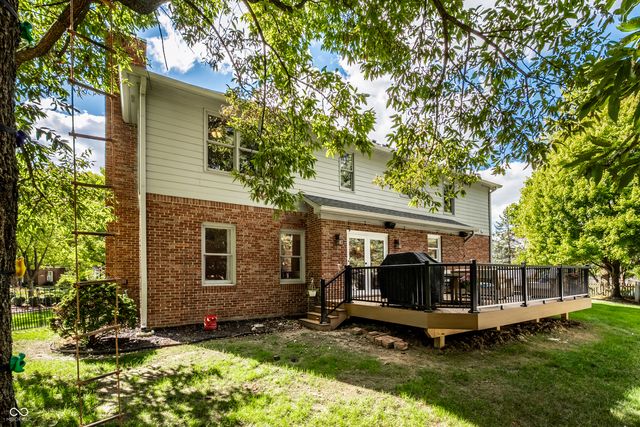 1498 Pondview, Carmel, IN 46032