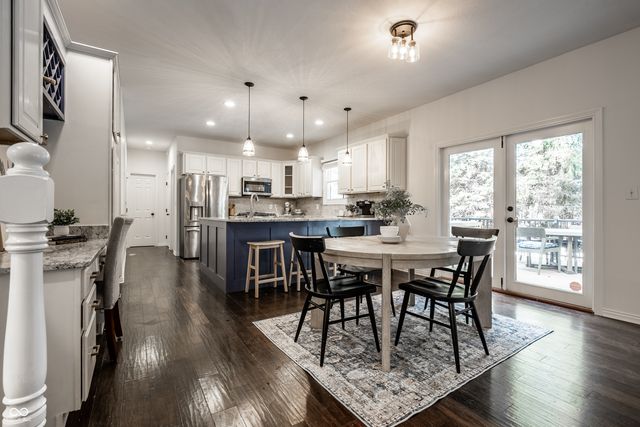 1498 Pondview, Carmel, IN 46032