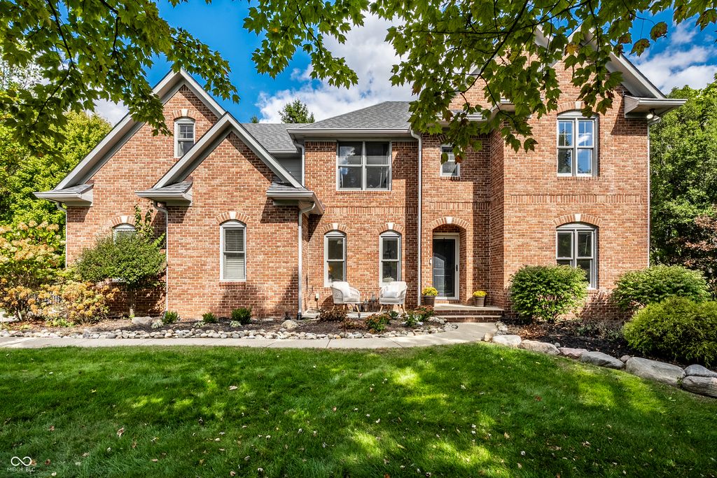 1498 Pondview, Carmel, IN 46032