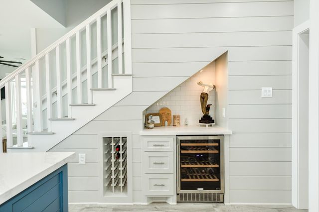 16702 Montego Way, Jamaica Beach, TX 77554