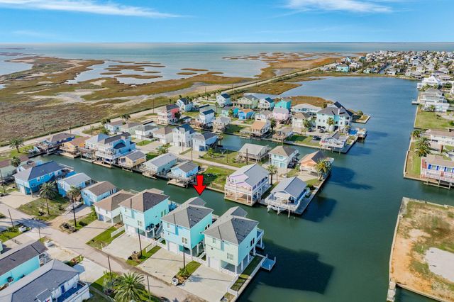 16702 Montego Way, Jamaica Beach, TX 77554