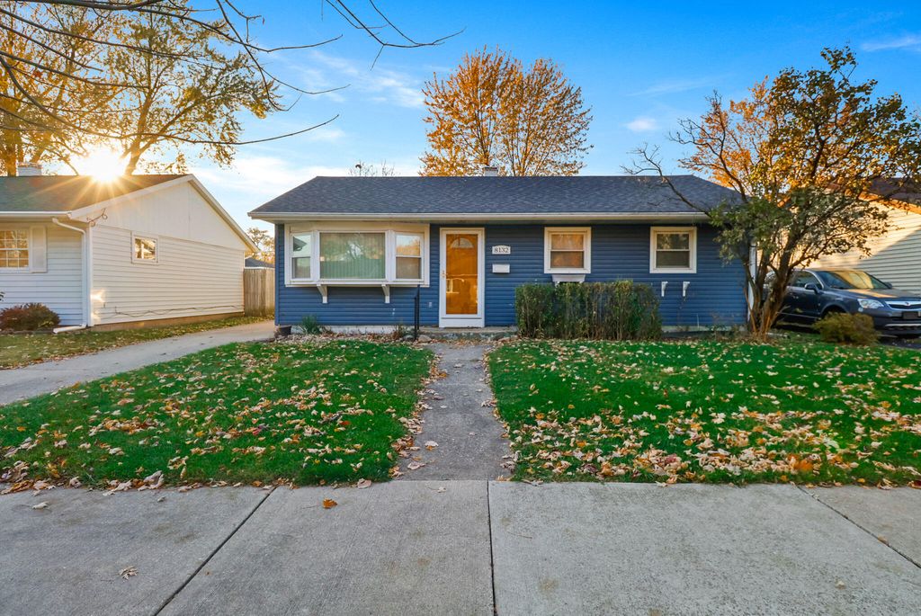 8132 Sycamore Avenue, Highland, IN 46322