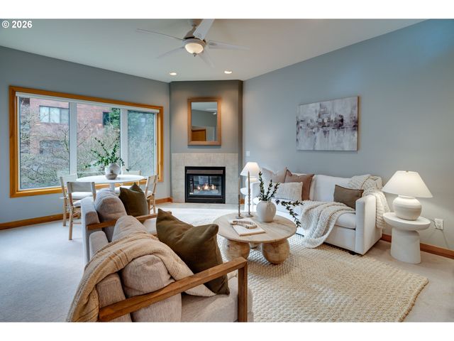 300 W 8TH St W 236E, Vancouver, WA 98660