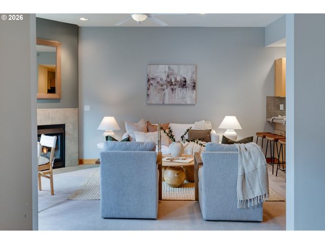 300 W 8TH St W 236E, Vancouver, WA 98660