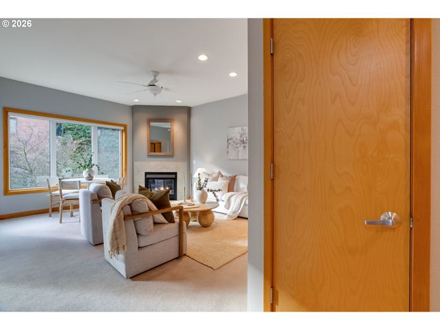 300 W 8TH St W 236E, Vancouver, WA 98660