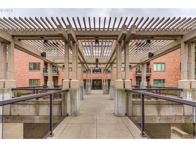 300 W 8TH St W 236E, Vancouver, WA 98660