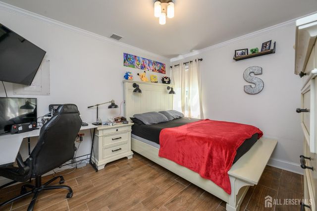 86 Leber Avenue, Carteret, NJ 07008