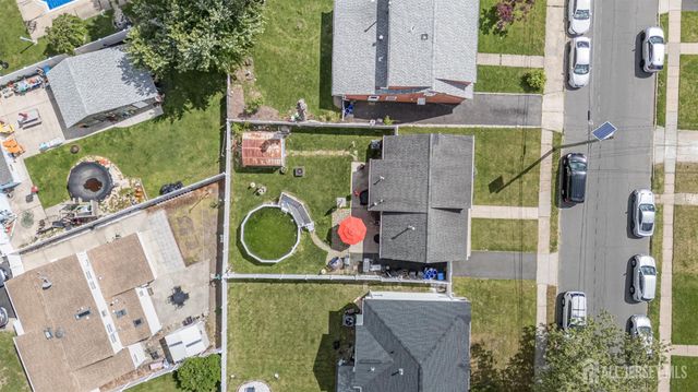 86 Leber Avenue, Carteret, NJ 07008