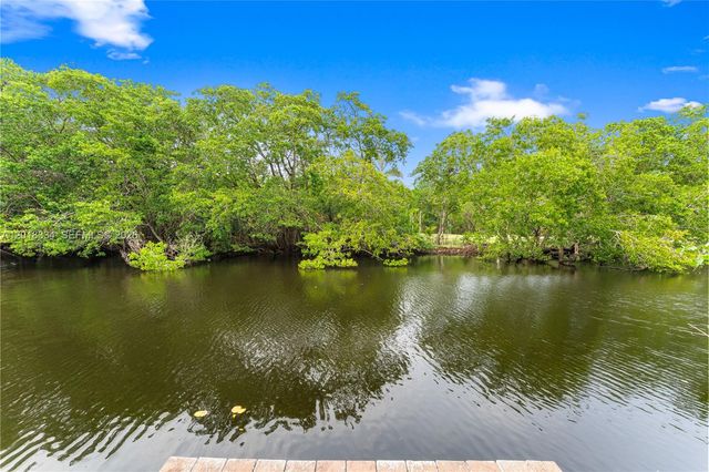 1031 NW 21st Street, Fort Lauderdale, FL 33311