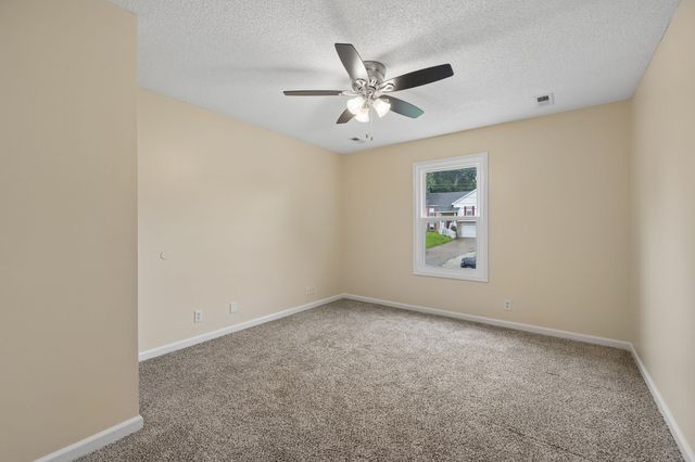 2687 Blue Willow Ct, Clarksville, TN 37042