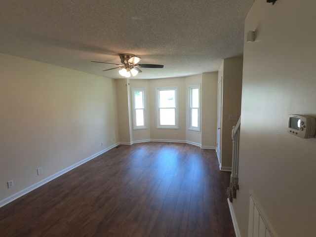 2687 Blue Willow Ct, Clarksville, TN 37042