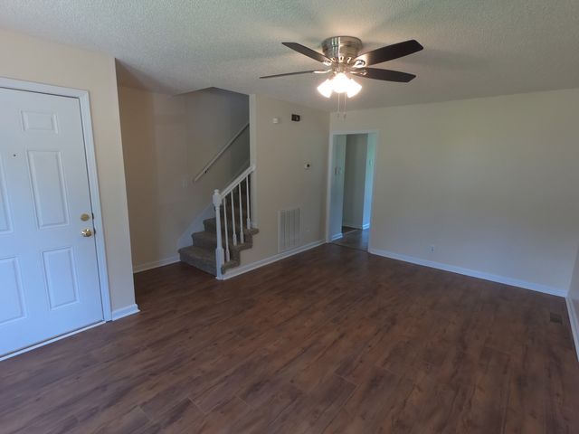 2687 Blue Willow Ct, Clarksville, TN 37042