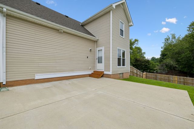 2687 Blue Willow Ct, Clarksville, TN 37042