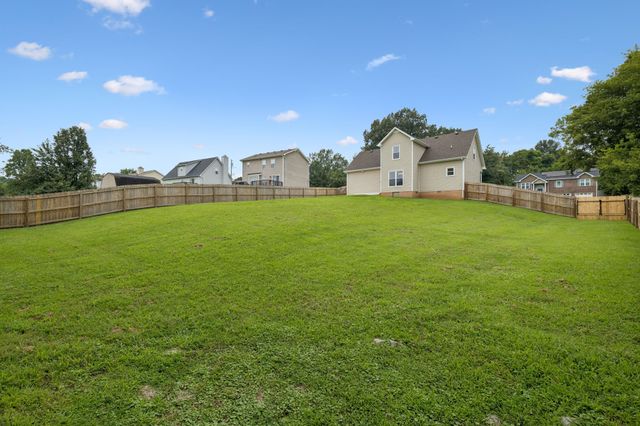 2687 Blue Willow Ct, Clarksville, TN 37042